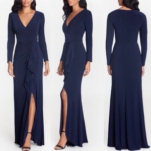 Betsy & Adam
Petite High-Slit
Evening Gown Dress size 12P Petite